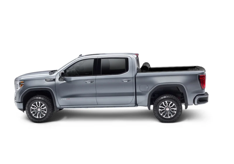 BAK 14-18 Chevy Silverado/GM Sierra Revolver X4s 6.7ft Bed Cover (2014 1500/15-19 1500/2500/3500) - Image 15