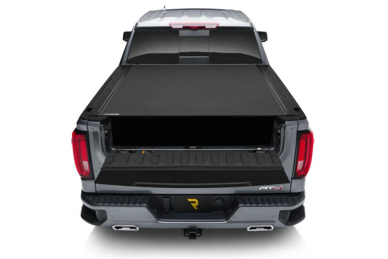 BAK 19-21 Chevy Silverado/GM Sierra Revolver X4s 6.7ft Bed Cover 1500 (New Body Style) - Image 5