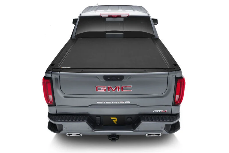 BAK 19-21 Chevy Silverado/GM Sierra Revolver X4s 6.7ft Bed Cover 1500 (New Body Style) - Image 9