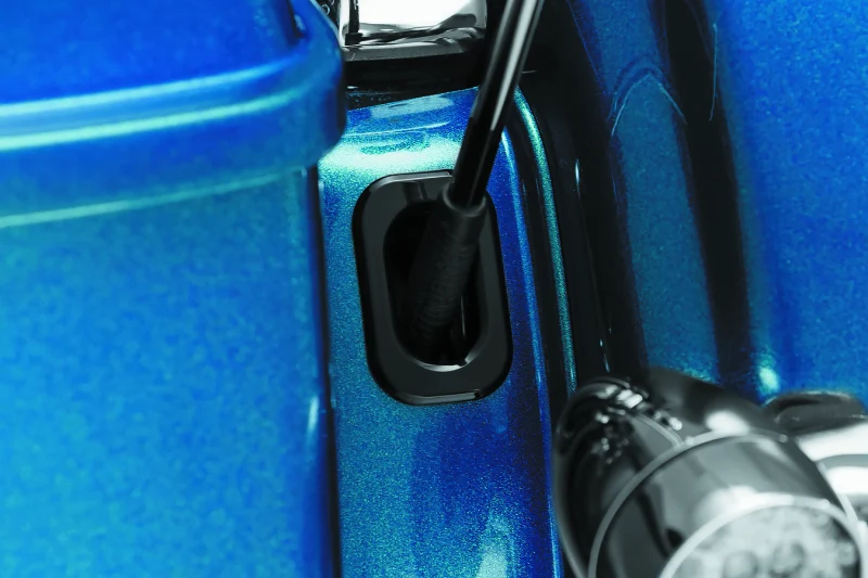 Kuryakyn Antenna Hole Accent Black - Image 2
