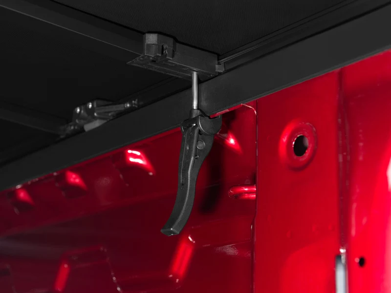 Tonno Pro 06-14 Honda Ridgeline 5ft Fleetside Tonno Fold Tri-Fold Tonneau Cover - Image 15